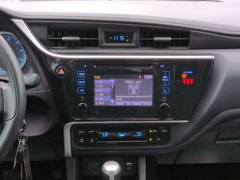 Used 2019 Toyota Corolla LE FWD image 17