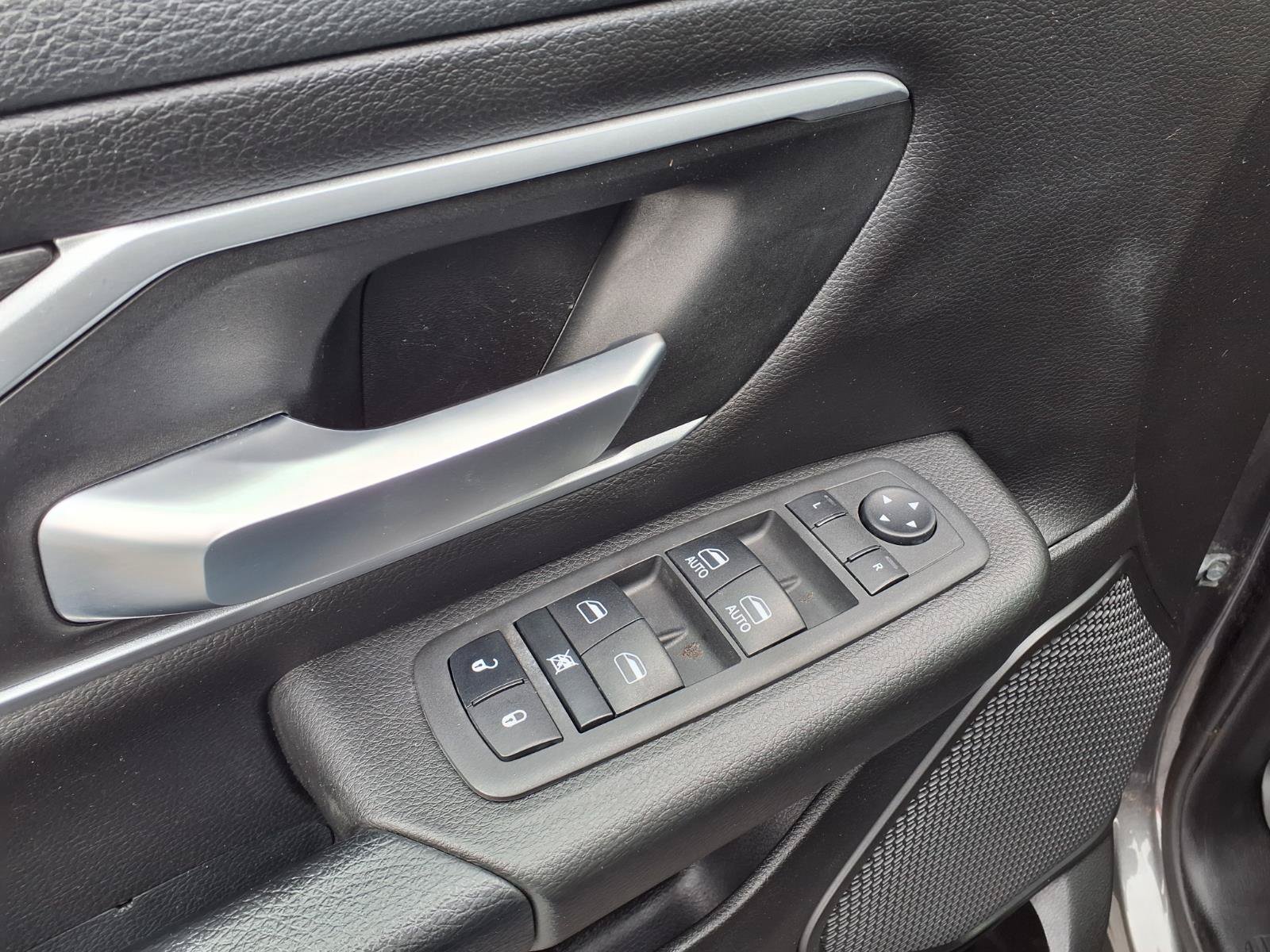 Used 2022 RAM 1500 Big Horn AWD/4WD image 17