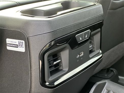 New 2026 GMC Sierra 2500 AT4 w/ AT4 Premium Plus Package image 28