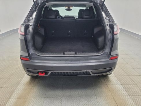 Used 2020 Jeep Cherokee Trailhawk w/ Cold Weather Group AWD/4WD image 29