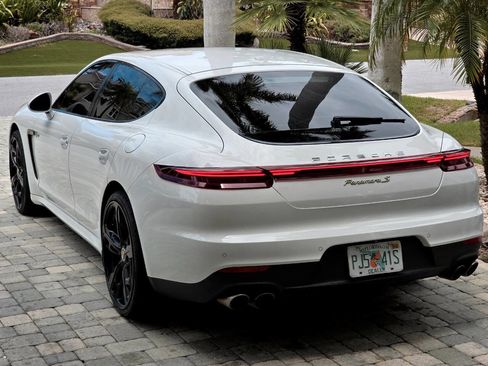 Used 2015 Porsche Panamera S w/ Premium Package image 42