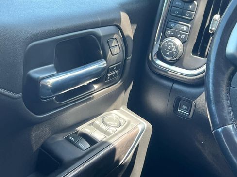 Certified 2022 Chevrolet Silverado 2500 LTZ w/ LTZ Plus Package AWD/4WD image 21