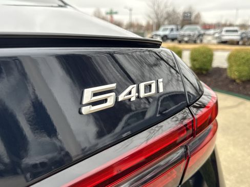 New 2026 BMW 540i xDrive w/ M Sport Package image 7