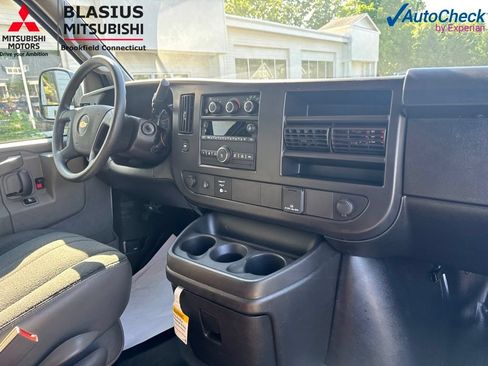 Used 2024 Chevrolet Express 2500 w/ Driver Convenience Package RWD image 33