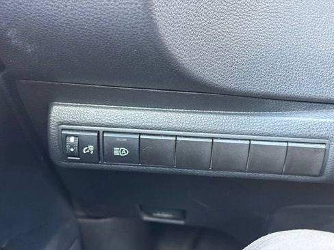 Used 2024 Toyota Corolla LE FWD image 15