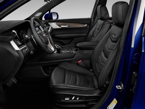 Used 2023 Cadillac XT6 Sport w/ Technology Package image 10