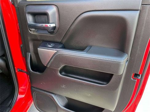 Used 2018 Chevrolet Silverado 1500 LT image 20