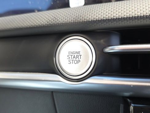 New 2026 Hyundai Tucson Blue SE image 11