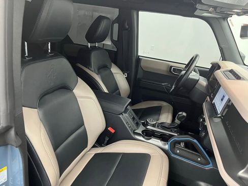 Certified 2024 Ford Bronco Wildtrak image 27