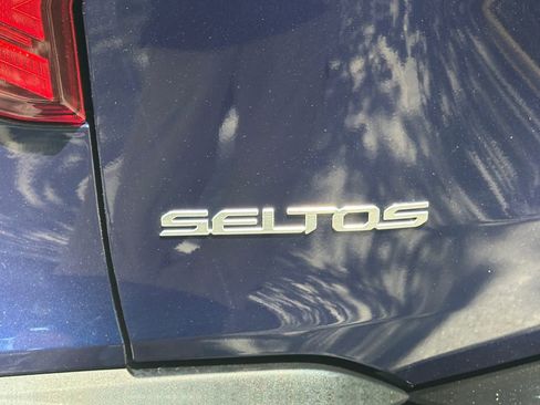 Certified 2024 Kia Seltos SX AWD/4WD image 17