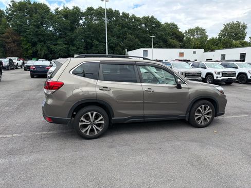 Used 2020 Subaru Forester Limited AWD/4WD image 8