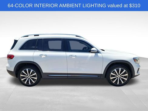 Used 2022 Mercedes-Benz GLB 250 w/ Premium Package Lite image 10