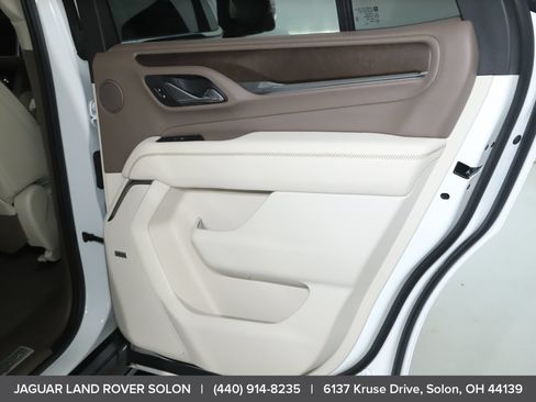 Used 2021 GMC Yukon Denali w/ Denali Premium Package AWD/4WD image 36