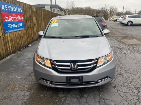 Used 2017 Honda Odyssey EX-L image 2
