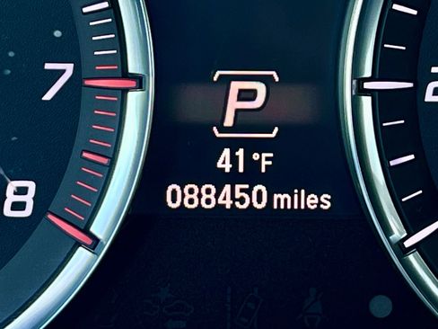 Used 2015 Acura TLX w/ Technology Package image 21