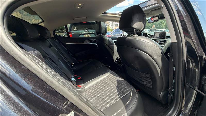 Used 2020 Genesis G70 3.3T w/ Elite Package AWD/4WD image 19