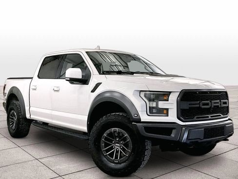 Used 2019 Ford F150 Raptor w/ Equipment Group 802A Luxury AWD/4WD image 2