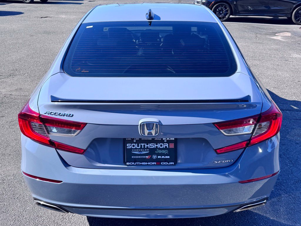 Used 2022 Honda Accord Sport image 6