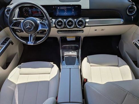 New 2026 Mercedes-Benz GLB 250 image 13