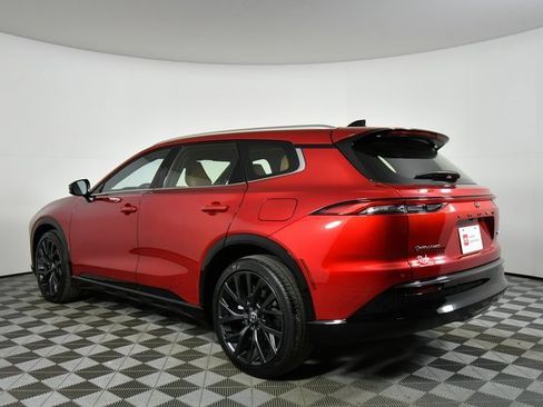 Used 2025 Toyota Crown Signia image 14