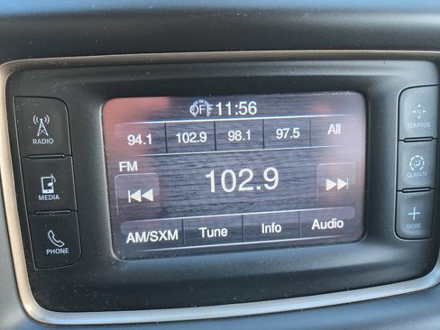 Used 2014 Jeep Grand Cherokee Laredo w/ Quick Order Package 23E image 19