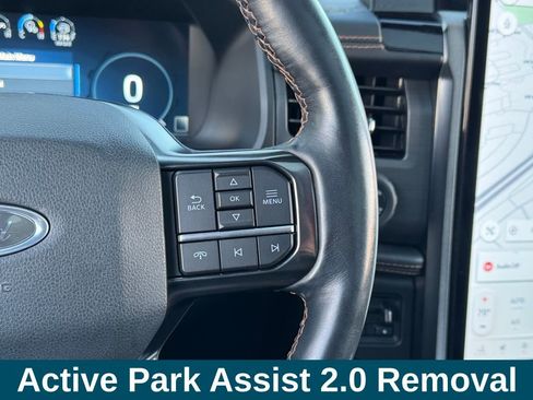 Used 2022 Ford Expedition Platinum image 12