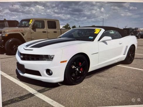 Used 2013 Chevrolet Camaro SS RWD image 1