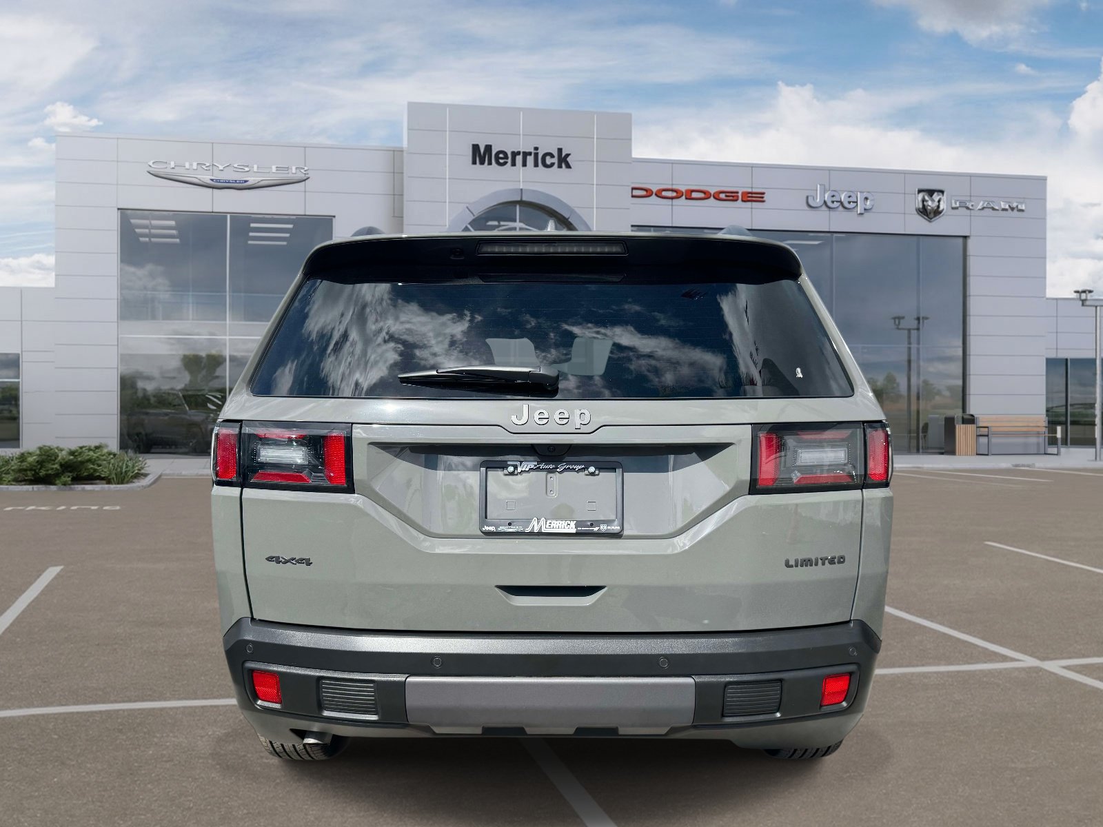 Used 2026 Jeep Cherokee Limited AWD/4WD image 7