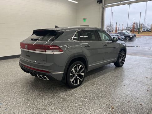 New 2026 Volkswagen Atlas Cross Sport SEL Premium R-Line AWD/4WD image 7