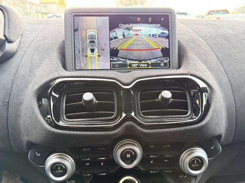 Used 2020 Aston Martin V8 Vantage Base 2dr Coupe image 23