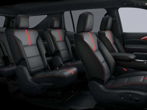 New 2026 Chevrolet Traverse RS w/ LPO, Floor Liner Package AWD/4WD image 68