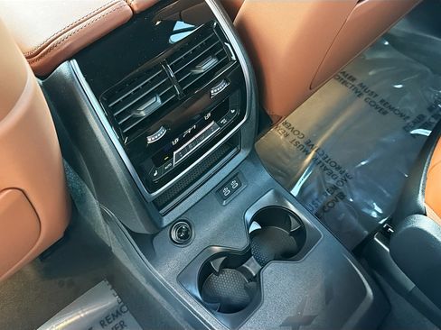 New 2026 BMW X7 xDrive40i image 21