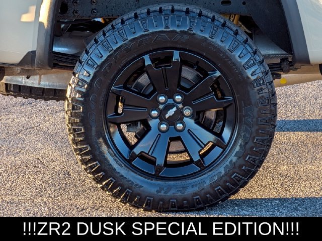 Used 2021 Chevrolet Colorado ZR2 w/ ZR2 Dusk Special Edition AWD/4WD image 13