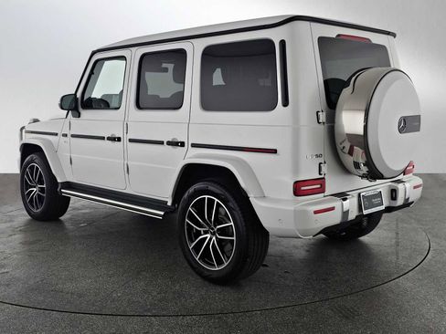 Used 2024 Mercedes-Benz G 550 image 5