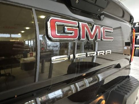 Certified 2019 GMC Sierra 1500 Elevation w/ Elevation Value Package image 31
