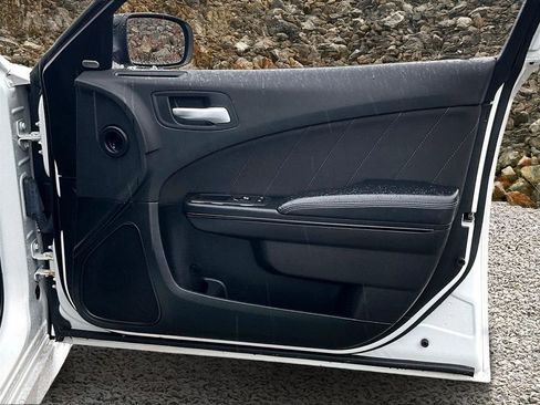 Used 2022 Dodge Charger R/T w/ Blacktop Package image 20