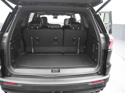 New 2026 GMC Acadia Elevation w/ Black Edition FWD image 13
