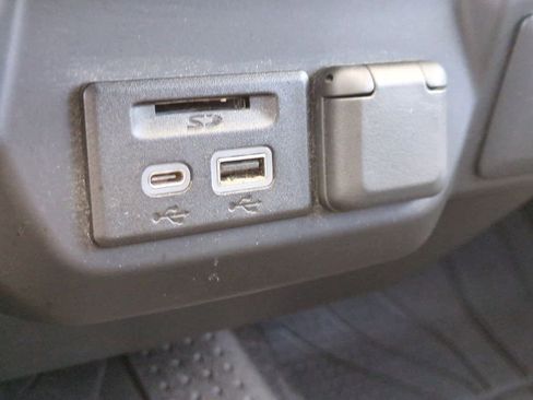 Used 2019 Chevrolet Silverado 1500 Custom w/ Custom Value Package image 29