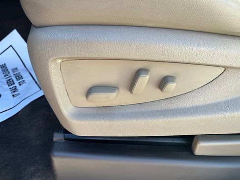 Used 2016 Chevrolet Silverado 1500 LTZ w/ Texas Edition image 25