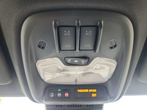 New 2026 Chevrolet Colorado ZR2 w/ Midnight Edition AWD/4WD image 31