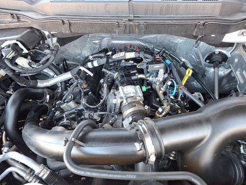 Certified 2023 Ford F150 XLT w/ Equipment Group 302A High image 28