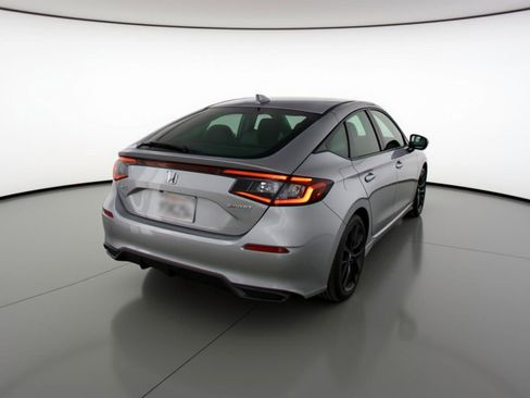 Used 2025 Honda Civic Sport image 9