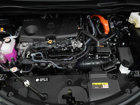 Used 2025 Toyota Sienna Limited image 35