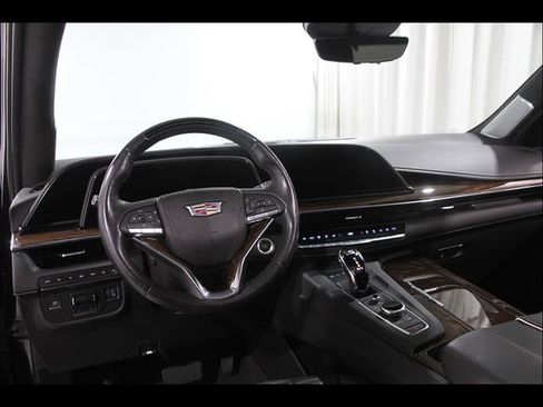Used 2022 Cadillac Escalade Sport Platinum AWD/4WD image 7
