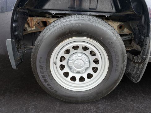 Used 2024 Chevrolet Silverado 1500 W/T w/ WT Fleet Convenience Package AWD/4WD image 15