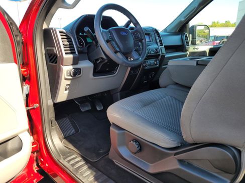 Used 2018 Ford F150 XLT AWD/4WD image 11