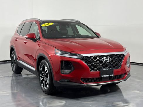 Used 2019 Hyundai Santa Fe AWD image 3