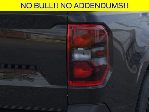 New 2025 Ford Maverick Lariat w/ Black Appearance Package image 23