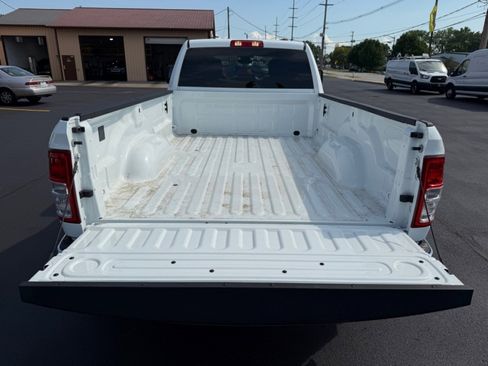 Used 2024 RAM 3500 Big Horn image 37