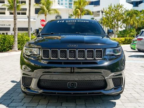 Used 2018 Jeep Grand Cherokee Trackhawk AWD/4WD image 7